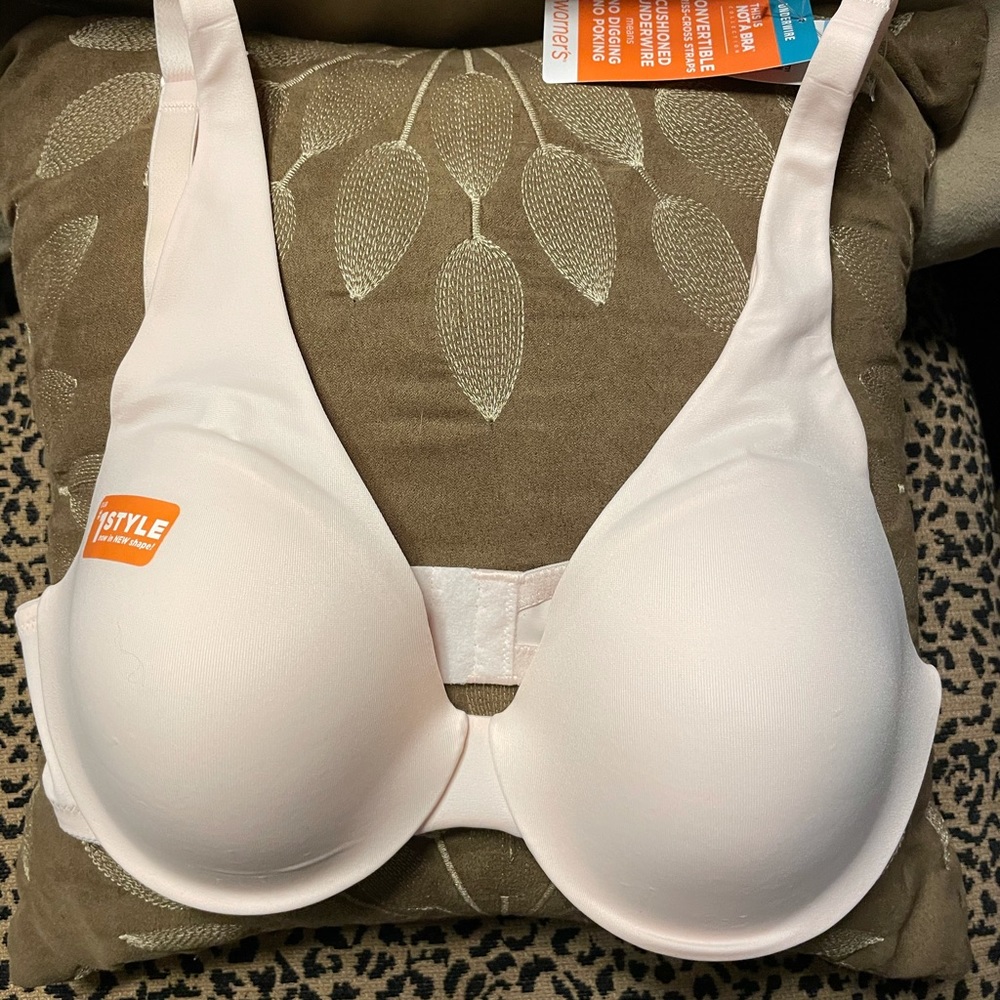 Convertible criss cross bra